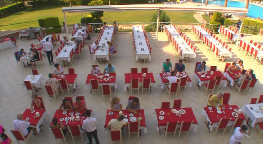 Royal Palace Kusadasi Hotel Exterior photo