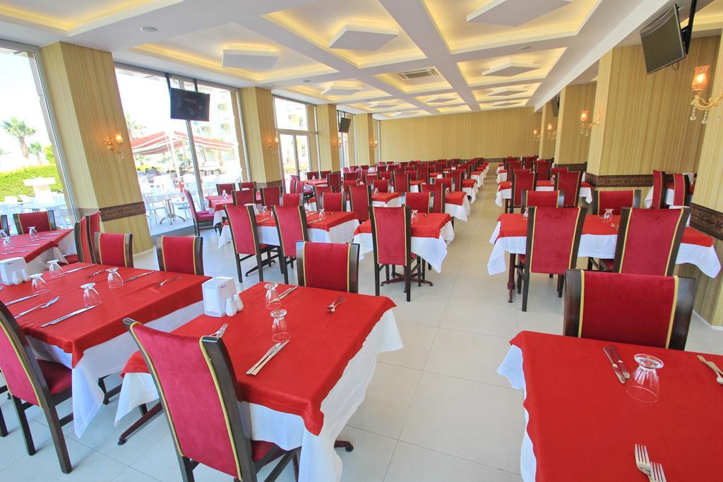 Royal Palace Kusadasi Hotel Exterior photo