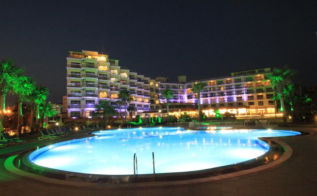 Royal Palace Kusadasi Hotel Exterior photo