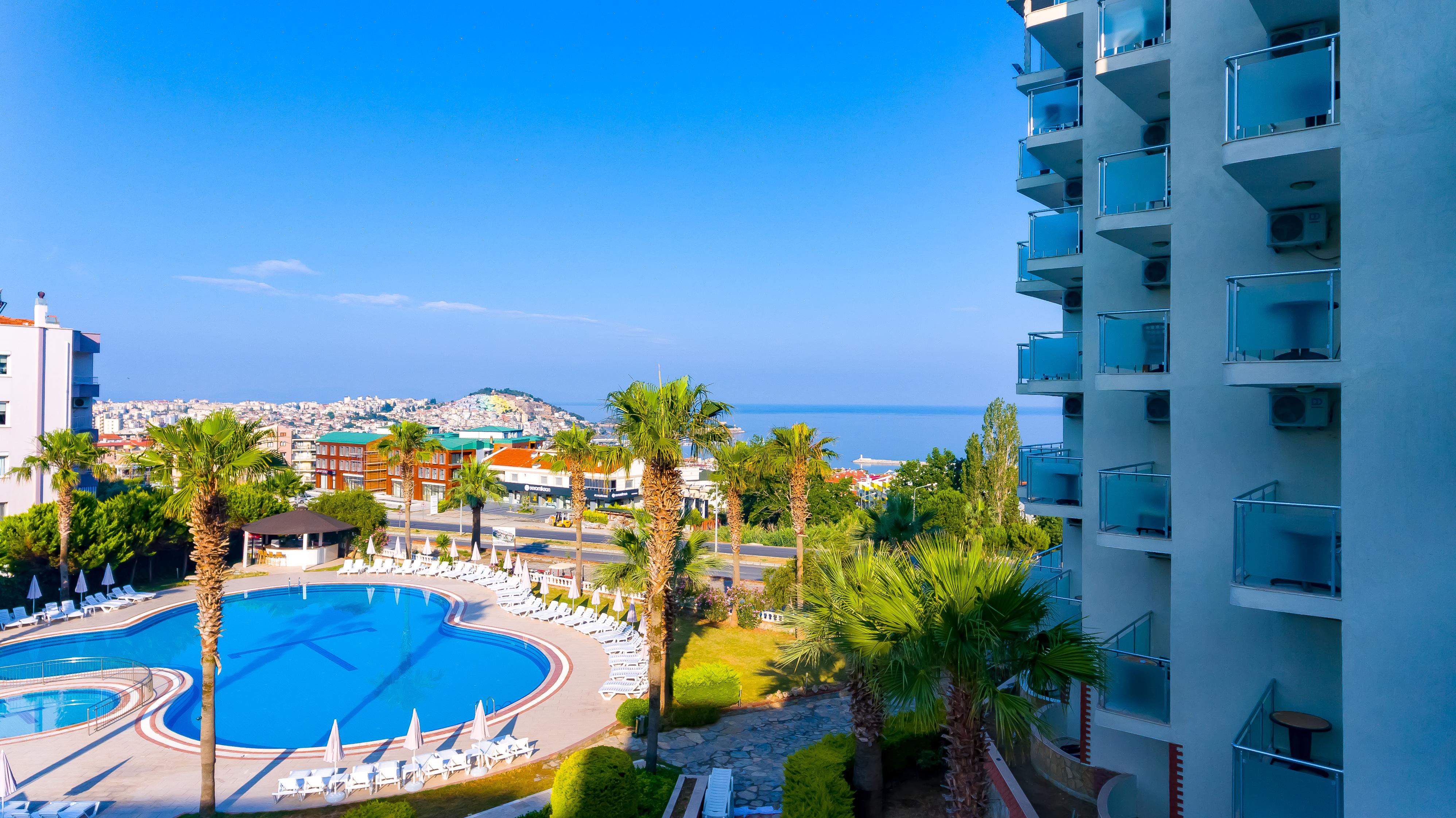 Royal Palace Kusadasi Hotel Exterior photo