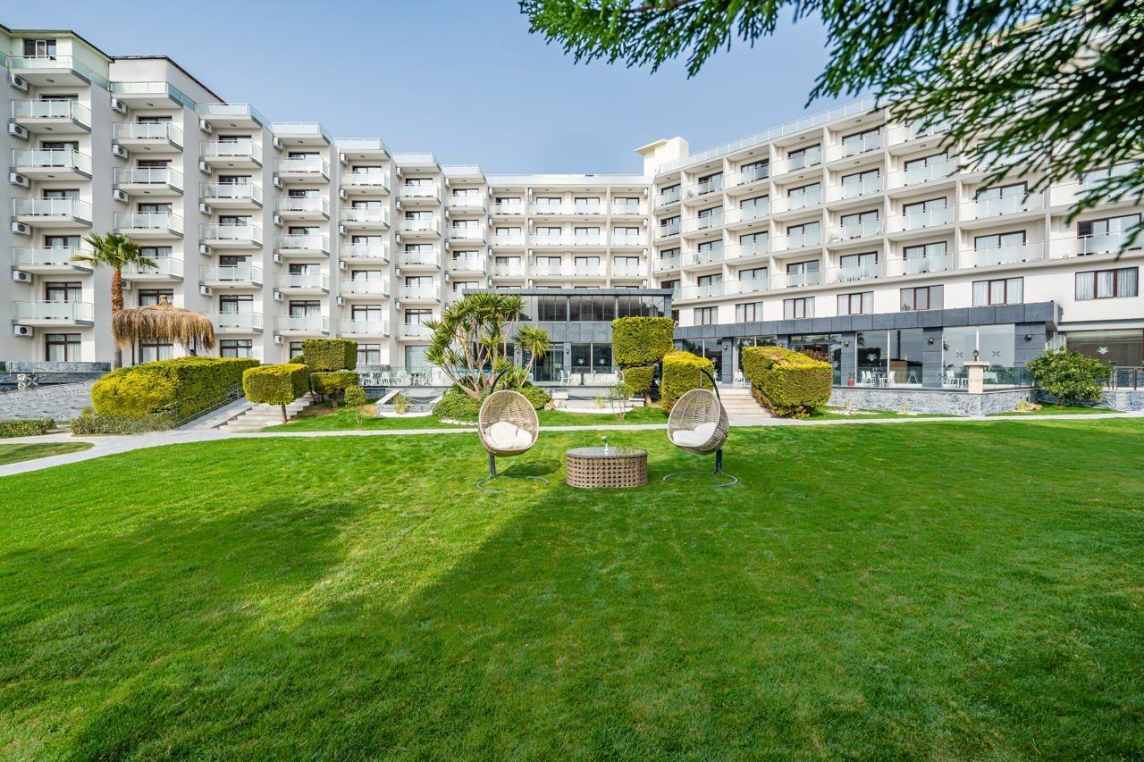 Royal Palace Kusadasi Hotel Exterior photo