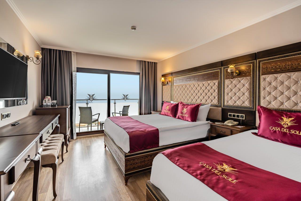 Royal Palace Kusadasi Hotel Exterior photo